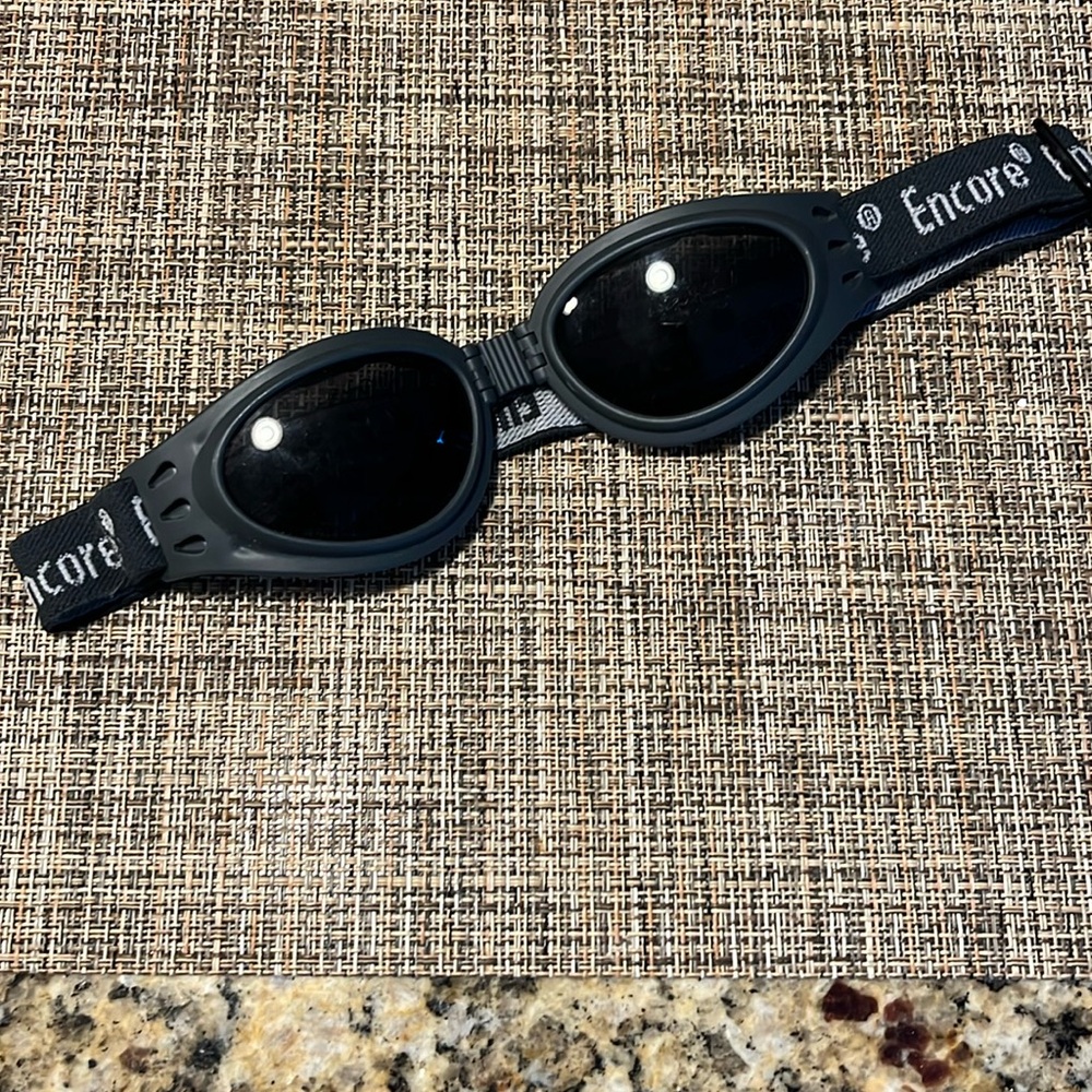 Encore goggles